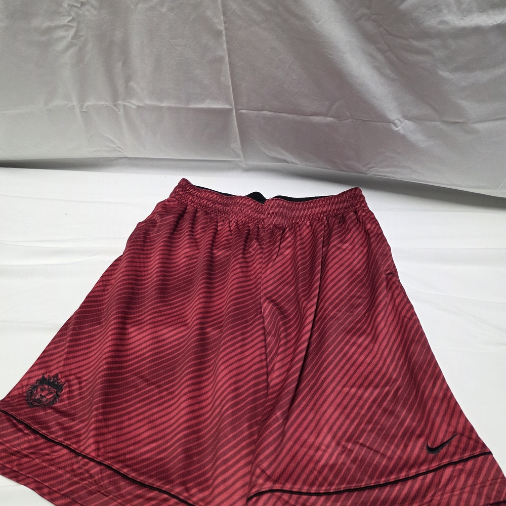 Nike Men's Athletic Shorts - Red